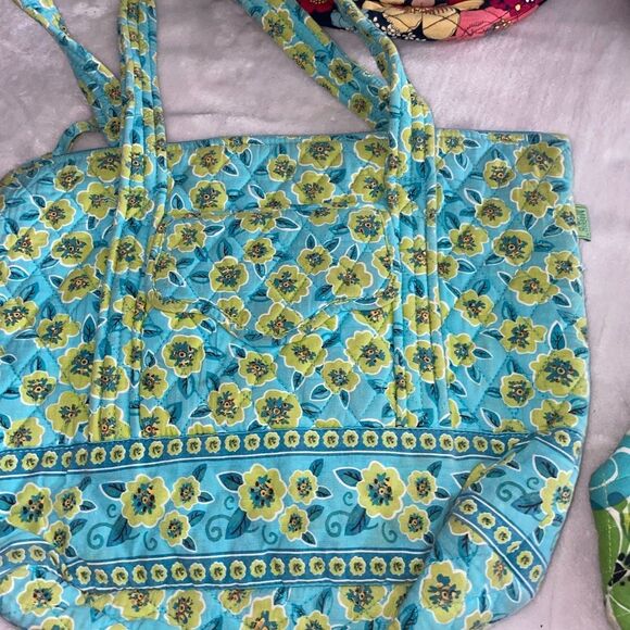 Vera Bradley, Maggi B Floral Patterned Tote Bag LOT OF 4 - Picture 3 of 9